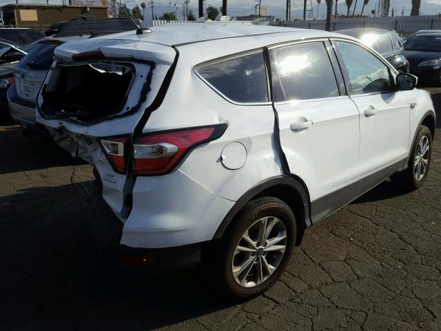 1FMCU0GDXHUC67110 - 2017 FORD ESCAPE SE WHITE photo 4