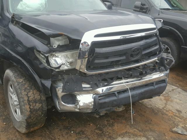 5TFEY5F17BX098756 - 2011 TOYOTA TUNDRA CRE BLACK photo 9