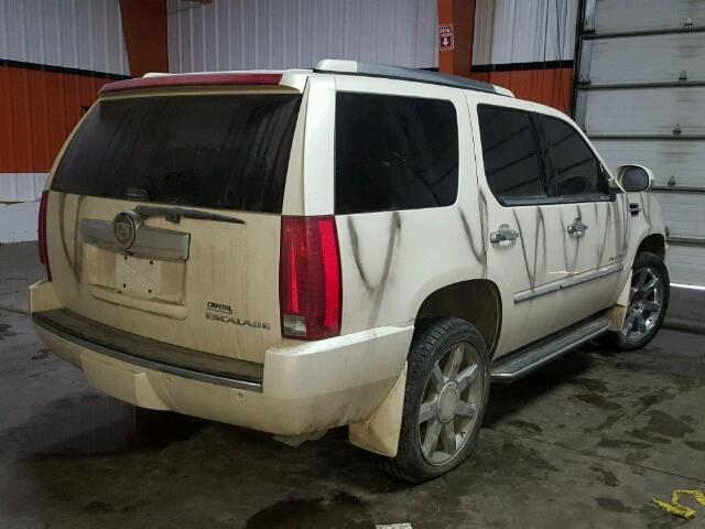 1GYFK638X8R264028 - 2008 CADILLAC ESCALADE L WHITE photo 4