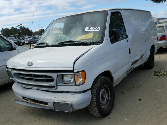 1FTRE142X2HB03005 - 2002 FORD ECONOLINE WHITE photo 2