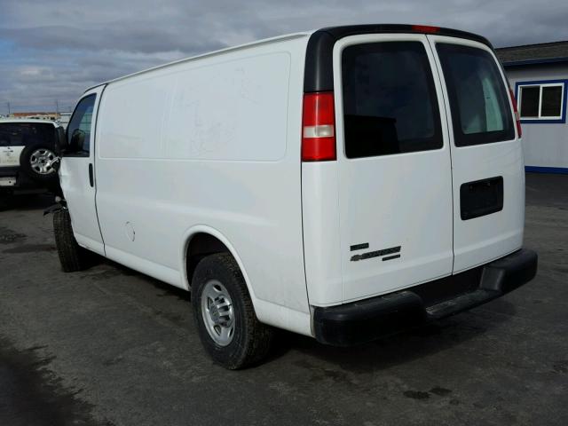 1GCWGFCA5C1126799 - 2012 CHEVROLET EXPRESS G2 WHITE photo 3