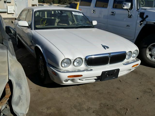 SAJDA23CX1LF21442 - 2001 JAGUAR XJ8 L WHITE photo 1