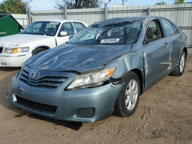 4T1BF3EK2BU598084 - 2011 TOYOTA CAMRY BASE GREEN photo 2