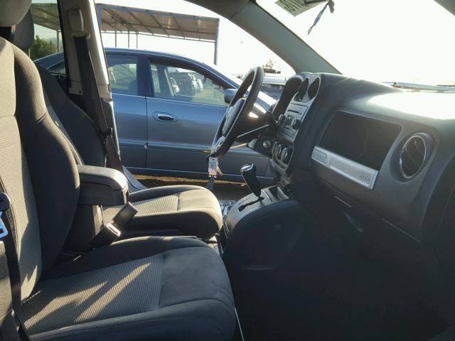 1C4NJCBA5GD568306 - 2016 JEEP COMPASS SP BLACK photo 5