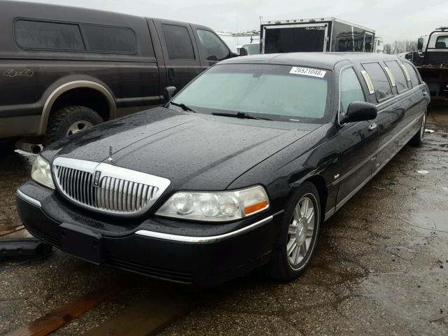 1LNHM88W96Y646061 - 2006 LINCOLN TOWN CAR E BLACK photo 2