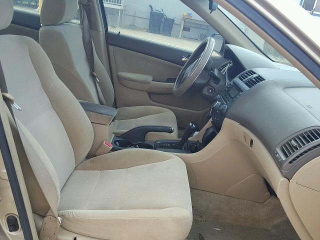 1HGCM563X4A042497 - 2004 HONDA ACCORD LX BEIGE photo 5