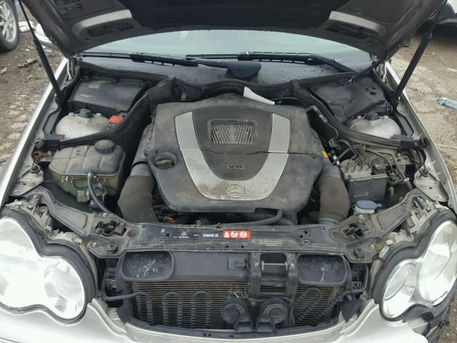 WDBRF92H36F756634 - 2006 MERCEDES-BENZ C GENERATI GRAY photo 7