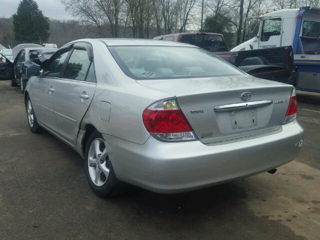 4T1BE32K46U748984 - 2006 TOYOTA CAMRY LE SILVER photo 3