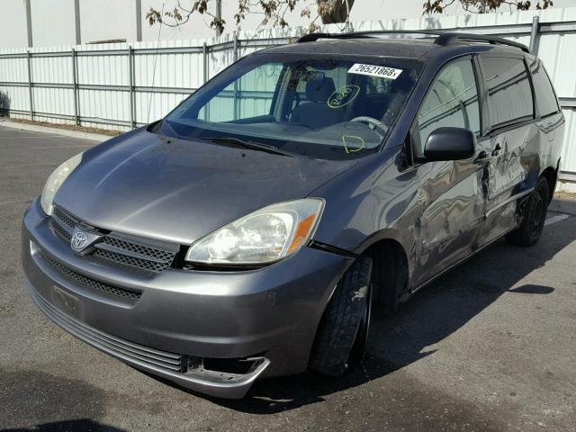 5TDZA23CX5S267625 - 2005 TOYOTA SIENNA CE GRAY photo 2