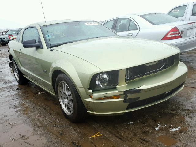1ZVHT82H865106202 - 2006 FORD MUSTANG GT GREEN photo 1