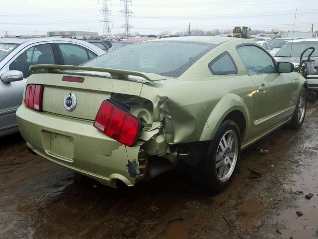 1ZVHT82H865106202 - 2006 FORD MUSTANG GT GREEN photo 4