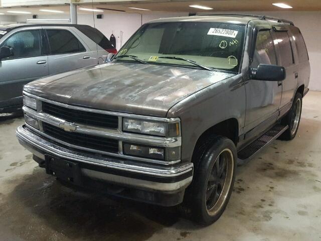 1GNEK13R4VJ370540 - 1997 CHEVROLET TAHOE K150 BROWN photo 2