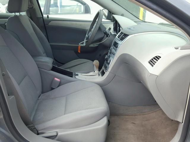 1G1ZG57NX84240218 - 2008 CHEVROLET MALIBU LS ნაცრისფერი ფოტო 5