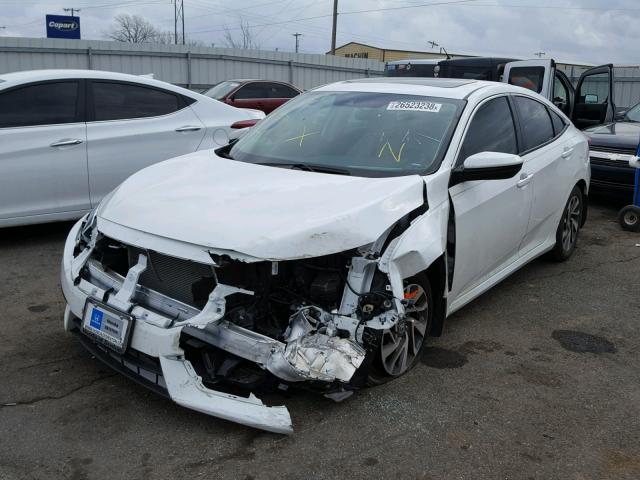 19XFC2F8XHE020589 - 2017 HONDA CIVIC EX თეთრი ფოტო 2