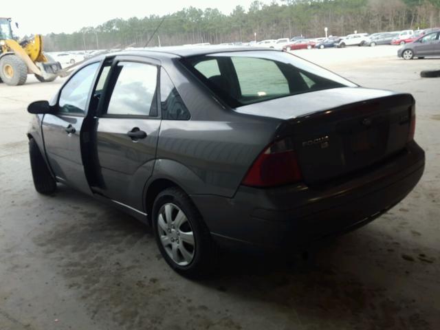 1FAFP34N95W295350 - 2005 FORD FOCUS ZX4 GRAY photo 3