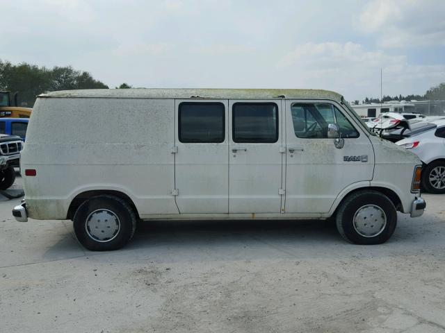 2B6HB23Y0JK104969 - 1988 DODGE RAM VAN B2 WHITE photo 10