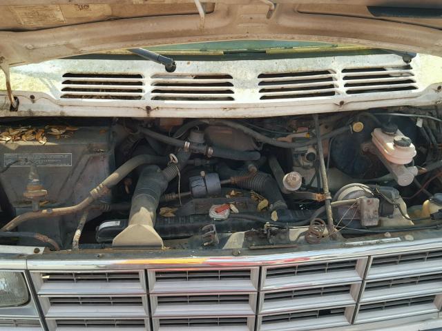 2B6HB23Y0JK104969 - 1988 DODGE RAM VAN B2 WHITE photo 7