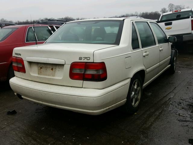 YV1LS5571W1522675 - 1998 VOLVO S70 WHITE photo 4