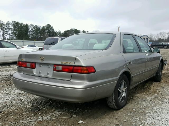 JT2BG22K3X0299940 - 1999 TOYOTA CAMRY LE TAN photo 4