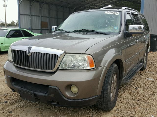 5LMFU27R24LJ14190 - 2004 LINCOLN NAVIGATOR GRAY photo 2