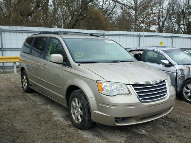 2A8HR54P18R148746 - 2008 CHRYSLER TOWN & COU TAN photo 1