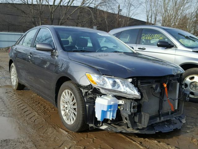 4T4BE46K09R107194 - 2009 TOYOTA CAMRY BASE GRAY photo 1
