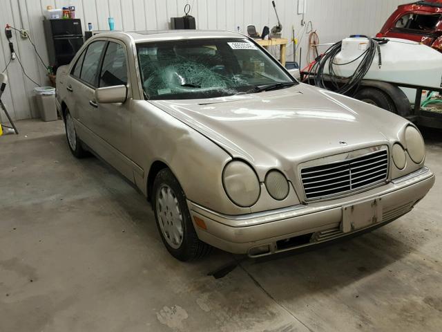 WDBJF65HXXA766731 - 1999 MERCEDES-BENZ E 320 GOLD photo 1