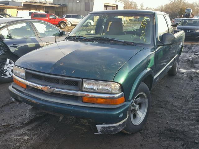 1GCCS19X5W8164559 - 1998 CHEVROLET S TRUCK S1 GREEN photo 2