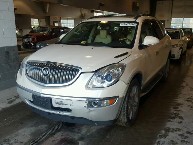 5GALVCED2AJ248999 - 2010 BUICK ENCLAVE CX WHITE photo 2