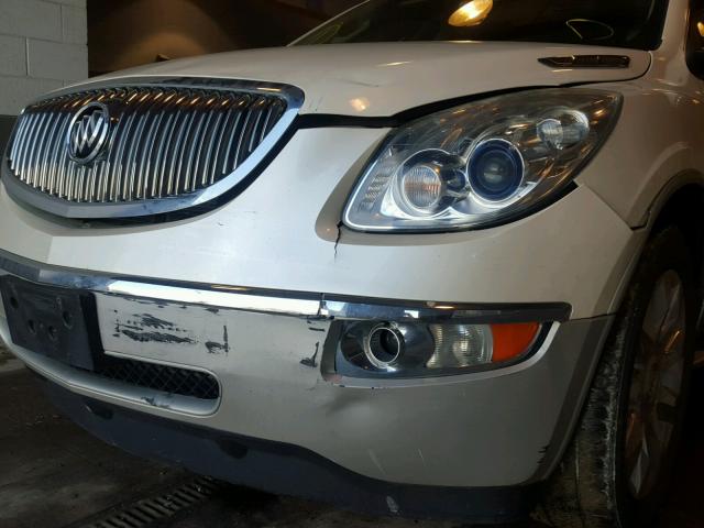 5GALVCED2AJ248999 - 2010 BUICK ENCLAVE CX WHITE photo 9