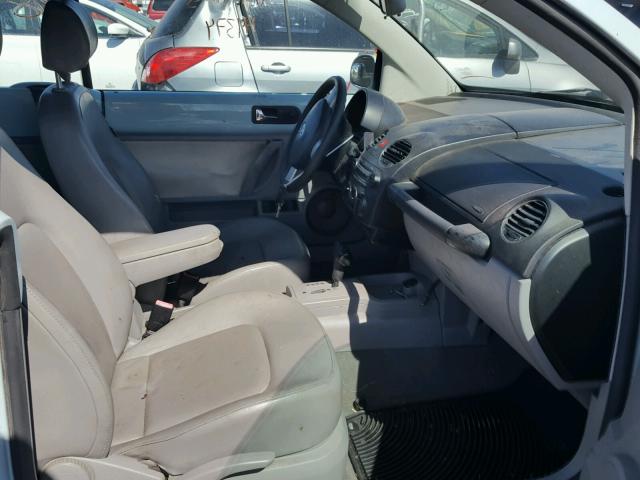 3VWRF31Y56M313365 - 2006 VOLKSWAGEN NEW BEETLE 蓝色 照片 5