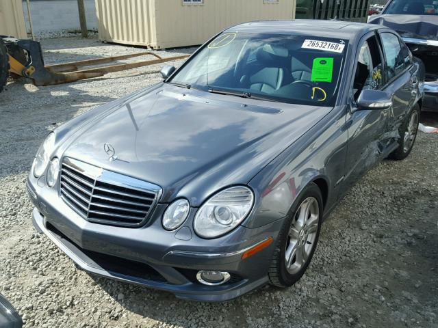 WDBUF56X99B370221 - 2009 MERCEDES-BENZ E 350 GRAY photo 2