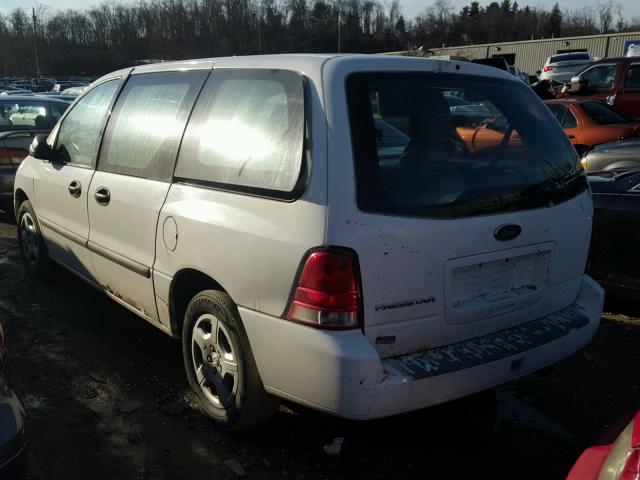 2FMZA50604BA61760 - 2004 FORD FREESTAR S WHITE photo 3