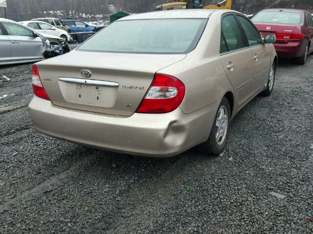 4T1BF32K92U510121 - 2002 TOYOTA CAMRY LE GOLD photo 4