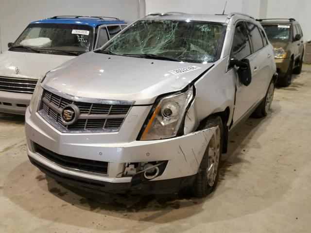 3GYFNEEY9BS666559 - 2011 CADILLAC SRX PERFOR SILVER photo 2