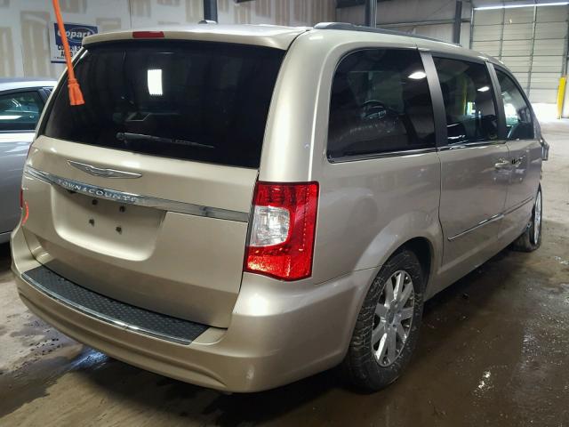 2C4RC1BG8DR588546 - 2013 CHRYSLER TOWN & COU BEIGE photo 4