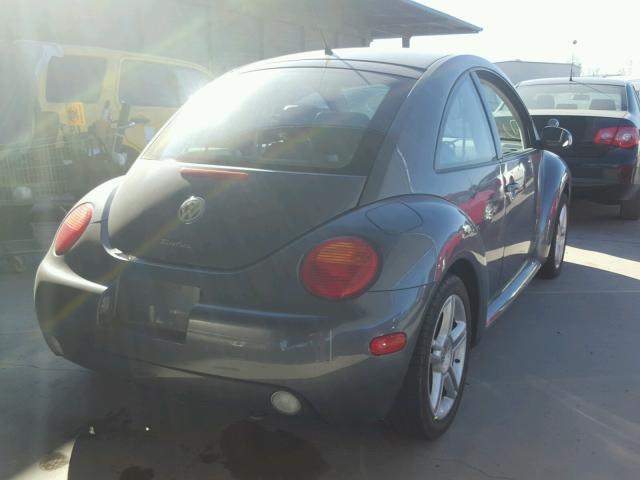 3VWCD31C85M411322 - 2005 VOLKSWAGEN NEW BEETLE GRAY photo 4