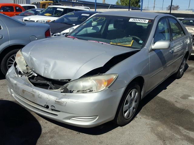 4T1BE32K94U872181 - 2004 TOYOTA CAMRY LE SILVER photo 2