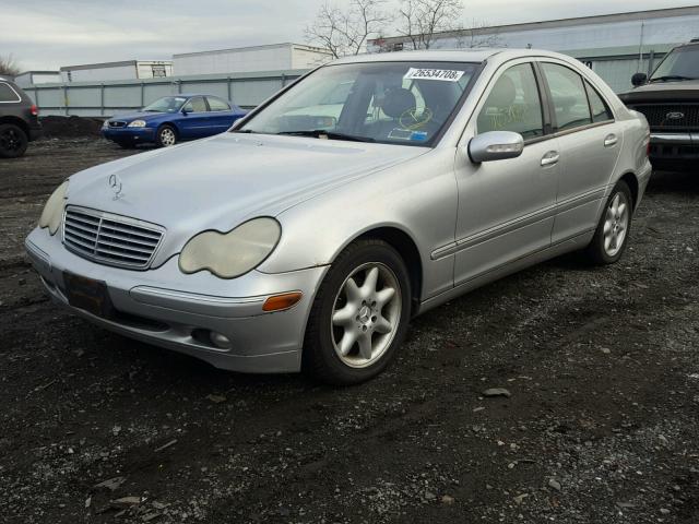 WDBRF61J93A464398 - 2003 MERCEDES-BENZ C 240 SILVER photo 2