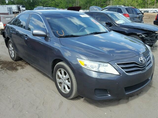 4T1BF3EK4BU207632 - 2011 TOYOTA CAMRY/SE/L GRAY photo 1