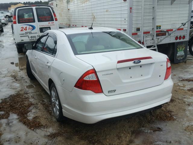 3FAHP0HA0CR211172 - 2012 FORD FUSION SE WHITE photo 3