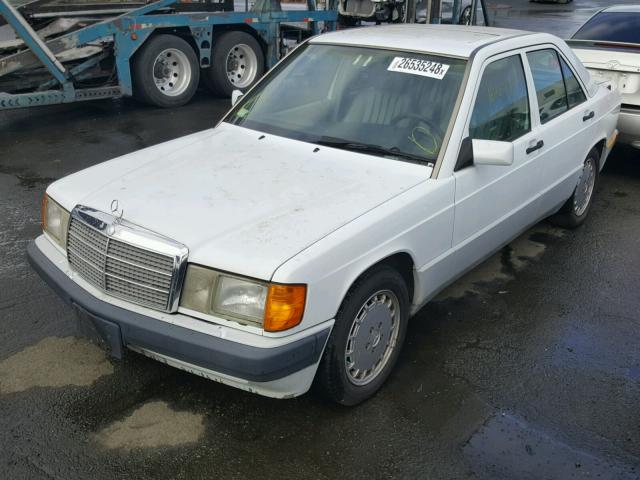 WDBDA29D4PG072223 - 1993 MERCEDES-BENZ 190 E 2.6 WHITE photo 2