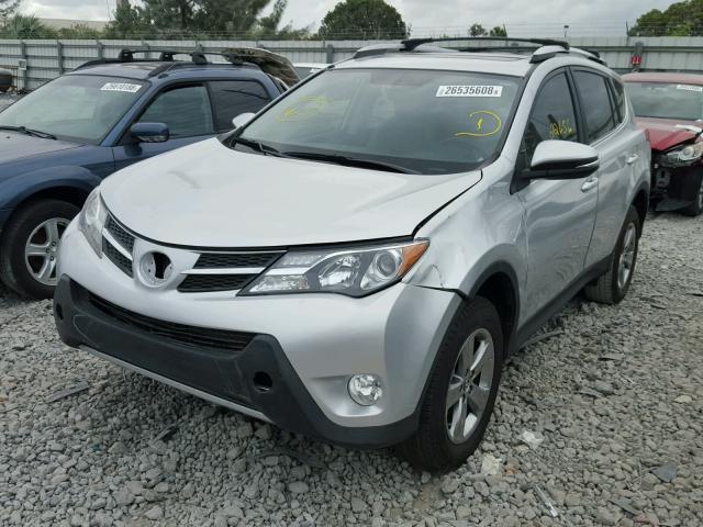 JTMWFREV9FD067747 - 2015 TOYOTA RAV4 XLE SILVER photo 2