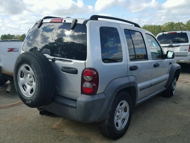 1J4GK48K57W605929 - 2007 JEEP LIBERTY SP SILVER photo 4