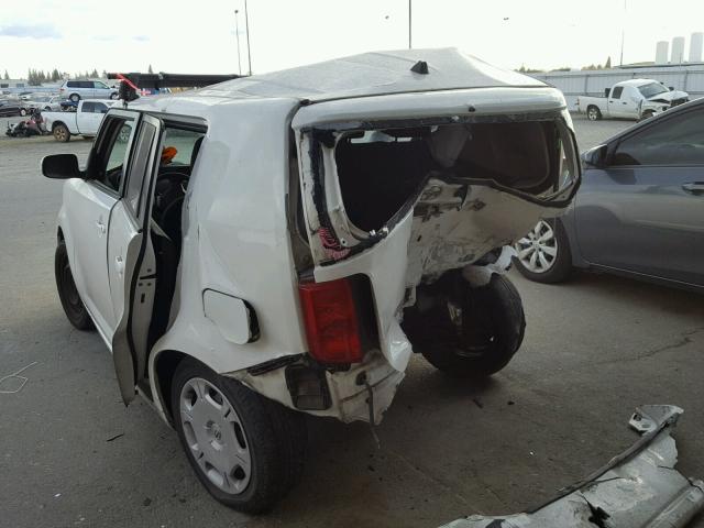 JTLKE50E281021588 - 2008 TOYOTA SCION XB WHITE photo 3