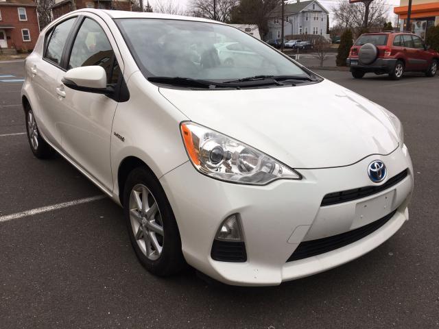 JTDKDTB33E1559114 - 2014 TOYOTA PRIUS C WHITE photo 1