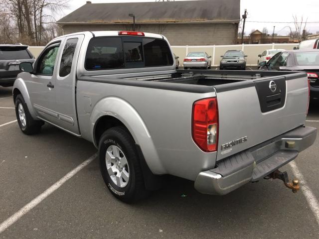 1N6AD06W65C411832 - 2005 NISSAN FRONTIER K SILVER photo 3