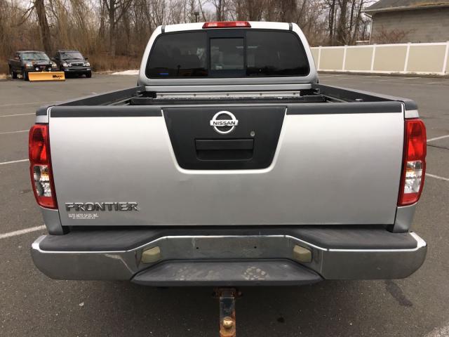 1N6AD06W65C411832 - 2005 NISSAN FRONTIER K SILVER photo 7