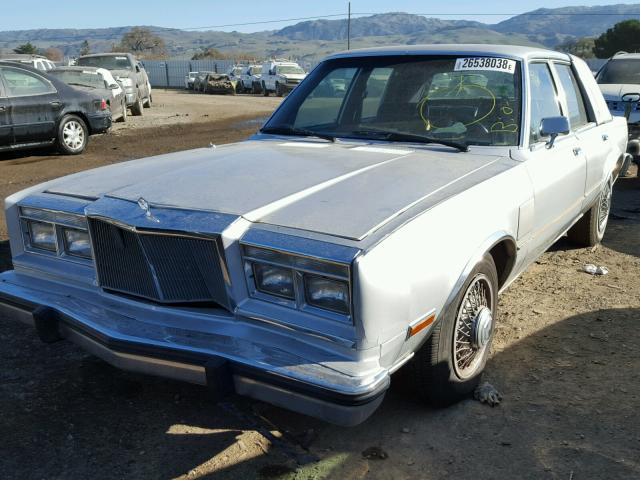 1C3BF66P8FX542370 - 1985 CHRYSLER FIFTH AVEN SILVER photo 2