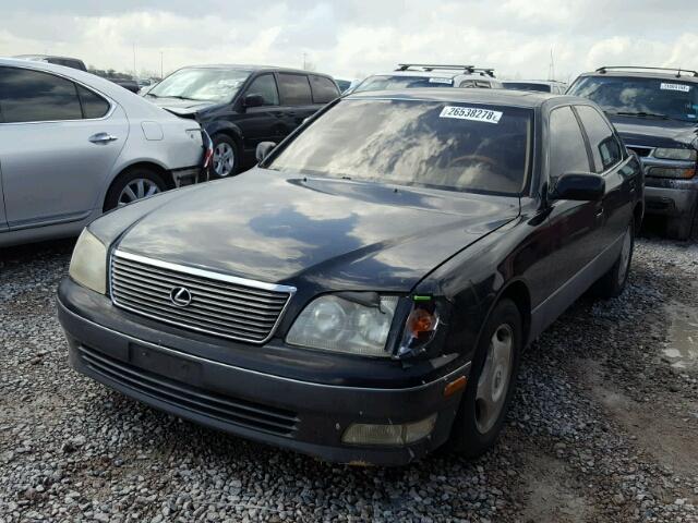 JT8BH28FXY0181754 - 2000 LEXUS LS 400 BLACK photo 2